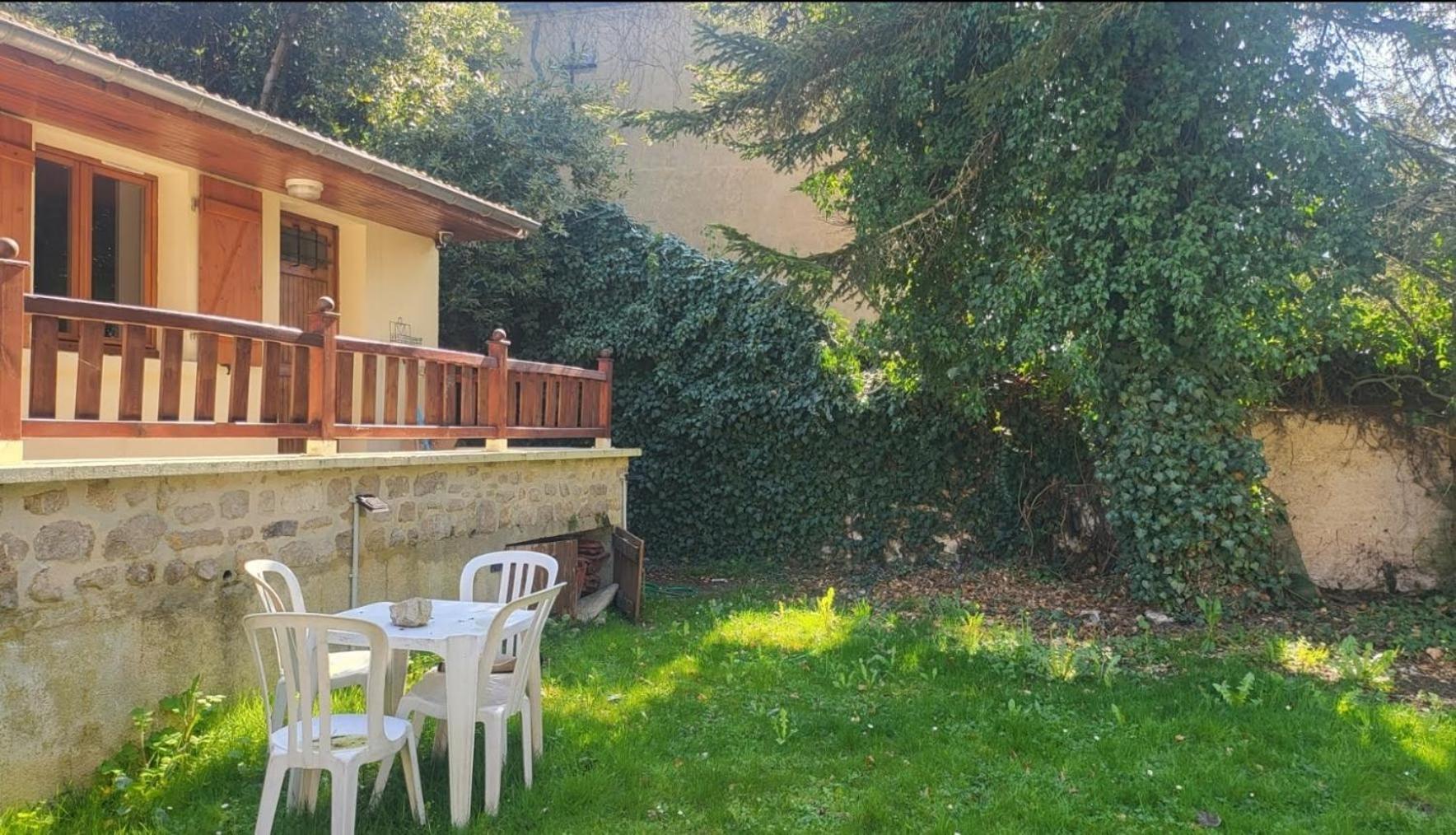 A La Vielle Halle Souppes-sur-Loing Exterior foto