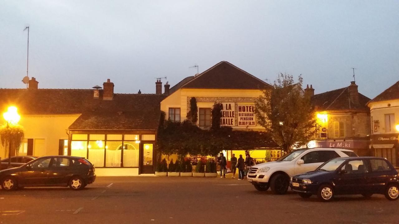 A La Vielle Halle Souppes-sur-Loing Exterior foto